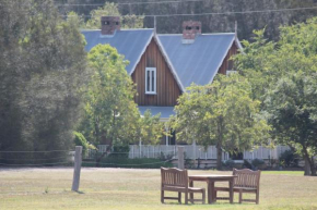 The Carriages Boutique Hotel and Vineyard, Pokolbin